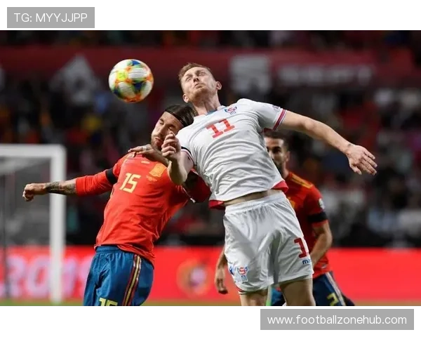 欧洲足球巨星转会震撼揭秘 多队争夺战引发球迷热议